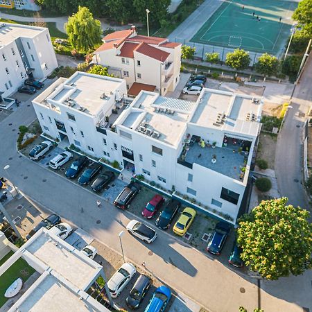 Luxusapartment Nav Podstrana Luaran gambar