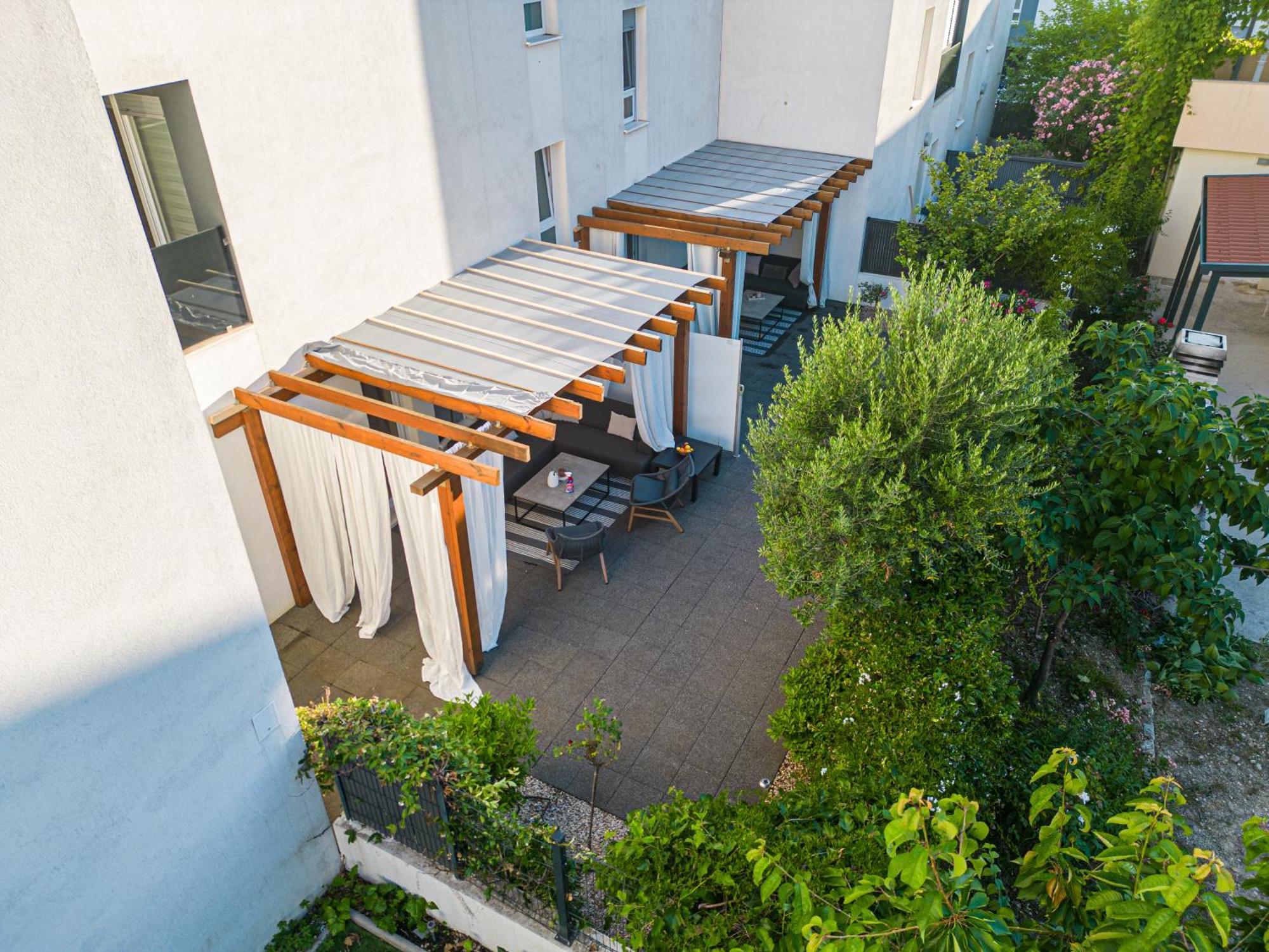 Luxusapartment Nav Podstrana Luaran gambar
