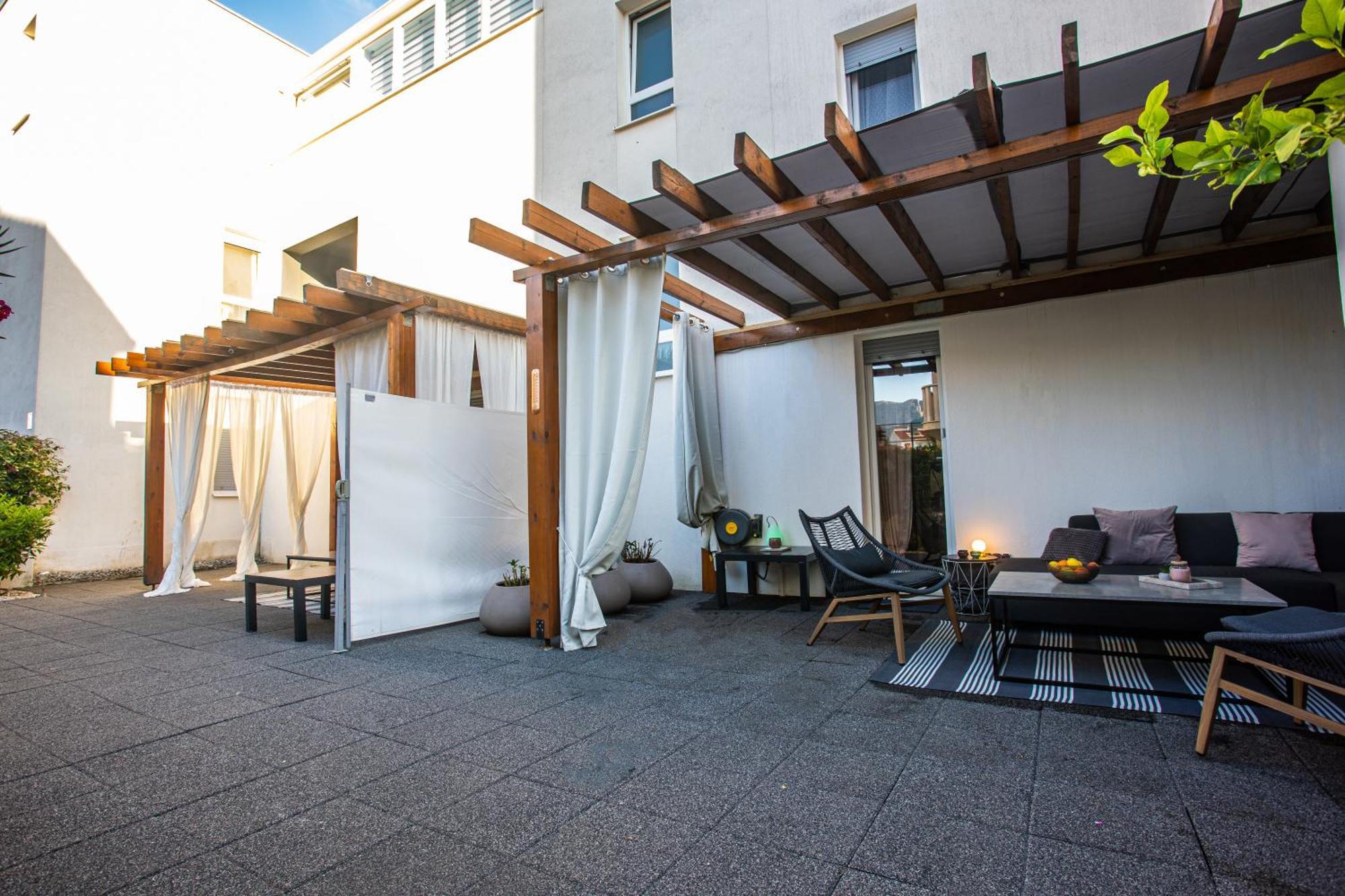 Luxusapartment Nav Podstrana Luaran gambar