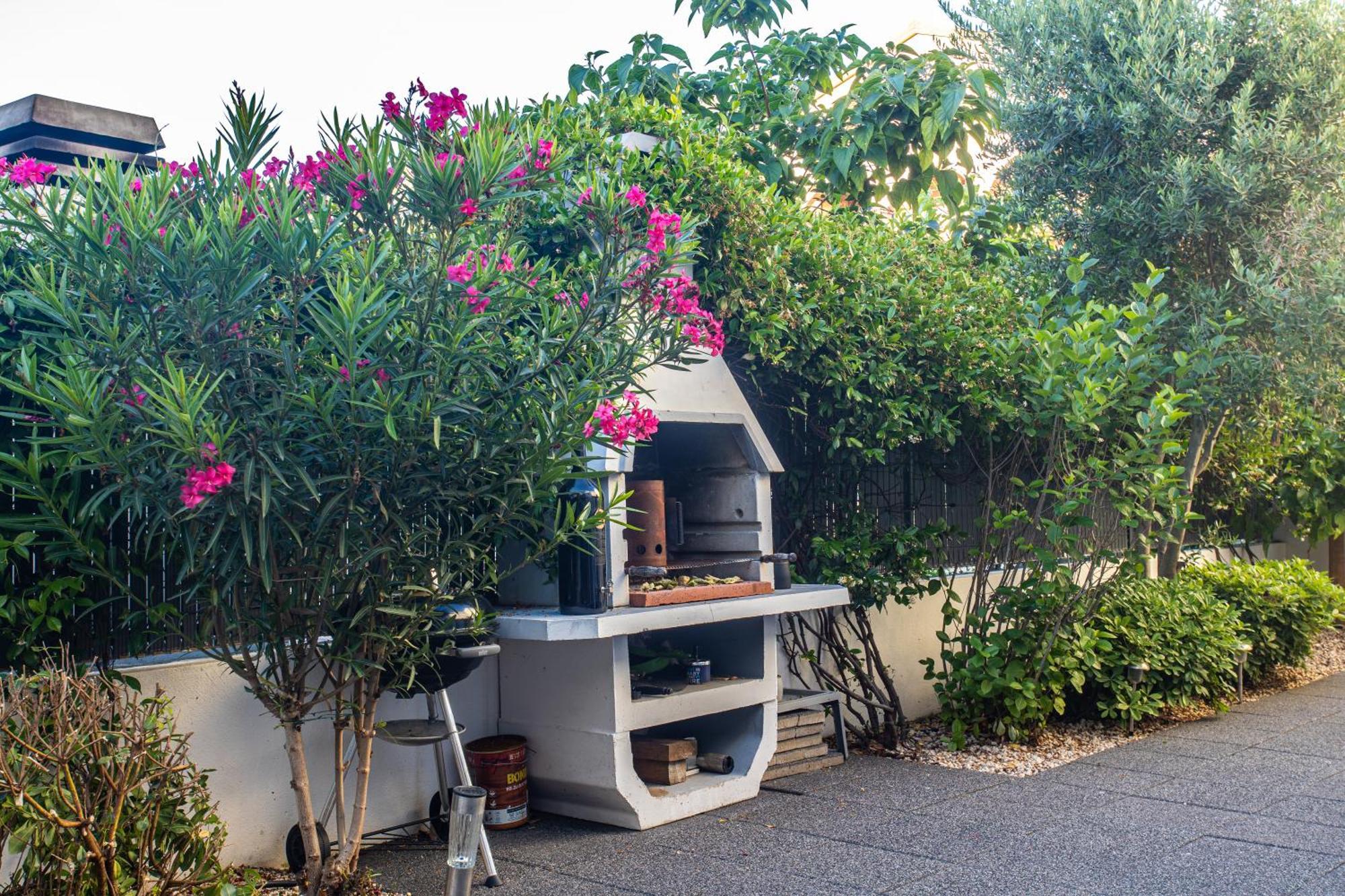 Luxusapartment Nav Podstrana Luaran gambar