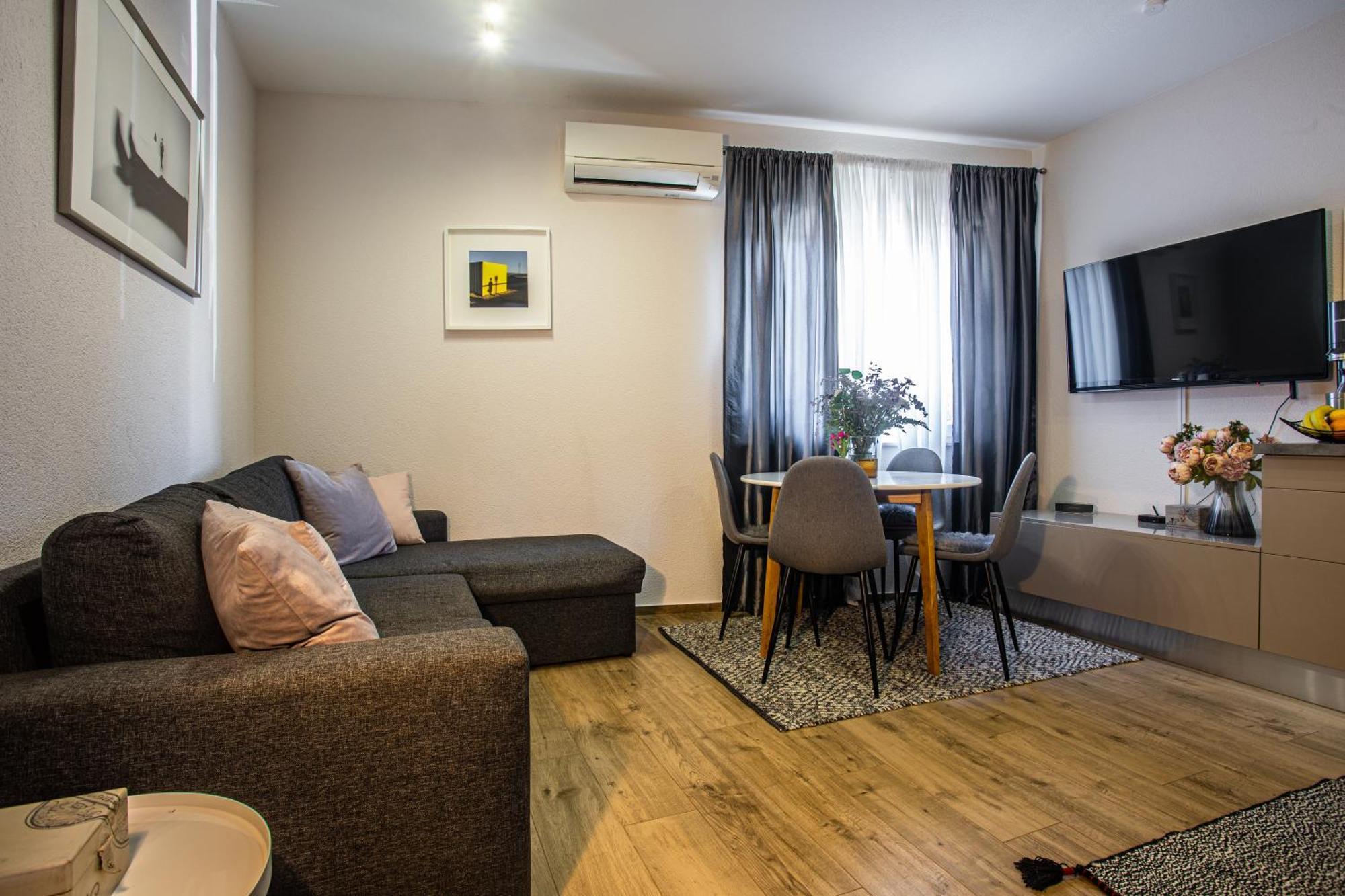 Luxusapartment Nav Podstrana Luaran gambar